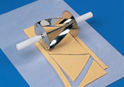 Thermohauser Croissant Cutter