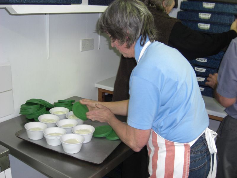 cold_dessert_serving_lovely_lunches_case_study_39_800x600.jpg