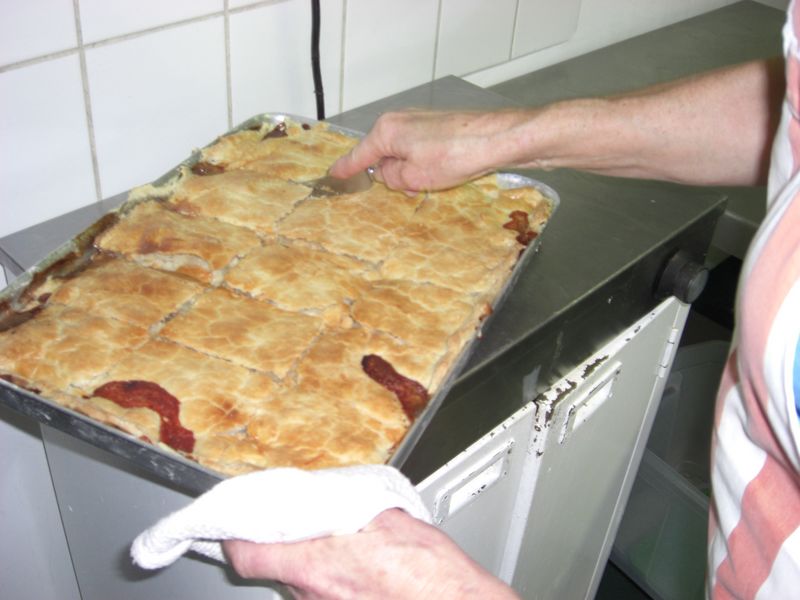 cooked_pie_cut_into_15_portions_lovely_lunches_case_study_57_800x600.jpg