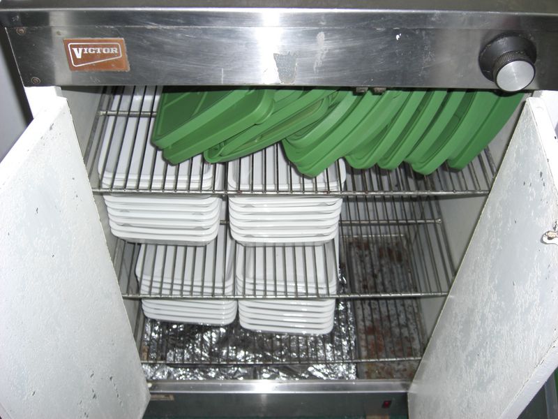 porcelain_and_rubber_lids_preheating_lovely_lunches_case_study_37_800x600.jpg